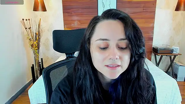 KatherineBond online show from February 18, 7:52 pm