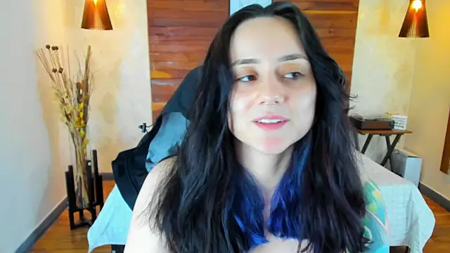 KatherineBond online show from March 6, 11:53 pm