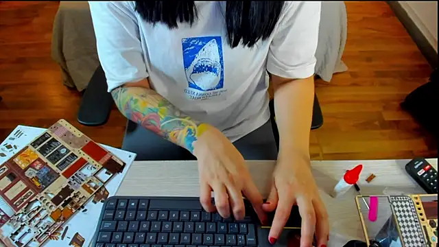 KatherineBond online show from September 23, 7:17 pm