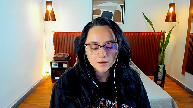 KatherineBond online show from October 2, 7:43 pm