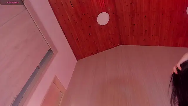 Sofi Blossom online show from March 4, 8:38 pm