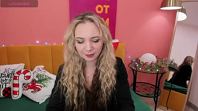 EvaMoran online show from December 26, 4:53 am