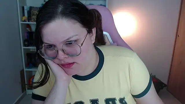 Gabiwaifu online show from May 24, 10:26 pm