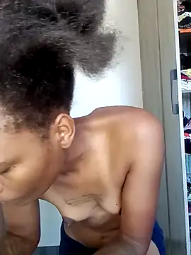 kelsie421 online show from January 16, 6:25 am