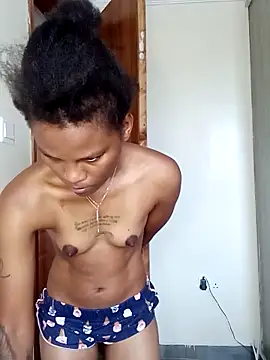 kelsie421 online show from March 4, 6:26 am