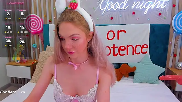 Snapshot of Emilly_Hart chatting on October 27, 2:48 am Emilly Hart online show from October 27, 2:48 am