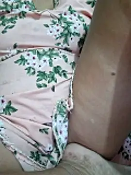 Snapshot of Priya_Bong chatting on May 18, 5:46 am Priya Bong online show from May 18, 5:46 am