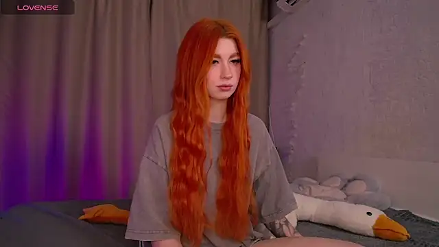 Evaa Moonn  online show from December 16, 3:40 am