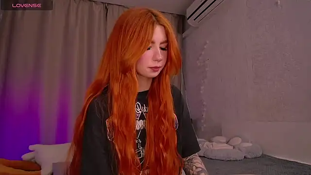 Evaa Moonn  online show from March 10, 9:10 am