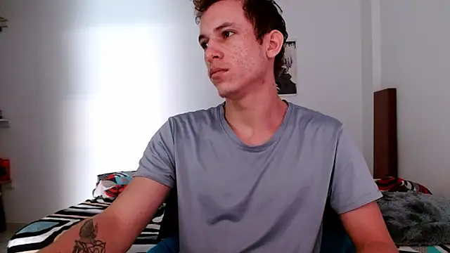 Snapshot of deividcloud36 chatting on October 25, 2:24 pm deividcloud36 online show from October 25, 2:24 pm