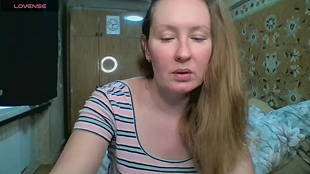 AnnaXLovers online show from May 29, 8:01 am