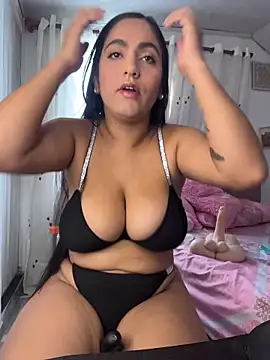 Snapshot of JazminTaylor chatting on November 30, 6:23 pm JazminTaylor online show from November 30, 6:23 pm