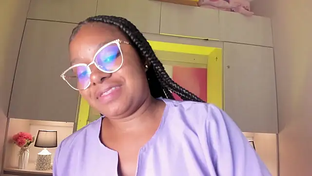 tamaraa smiith online show from February 16, 7:43 pm