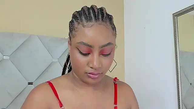 Snapshot of Adelehottman chatting on February 5, 4:03 pm Adelehottman online show from February 5, 4:03 pm