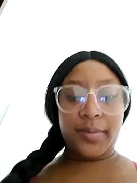 Snapshot of Adelehottman chatting on October 6, 12:13 pm Adelehottman online show from October 6, 12:13 pm