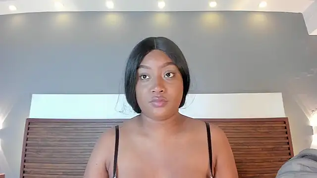 Snapshot of Adelehottman chatting on October 21, 12:06 pm Adelehottman online show from October 21, 12:06 pm