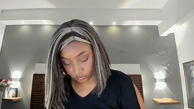 Snapshot of Adelehottman chatting on December 4, 12:14 pm Adelehottman online show from December 4, 12:14 pm