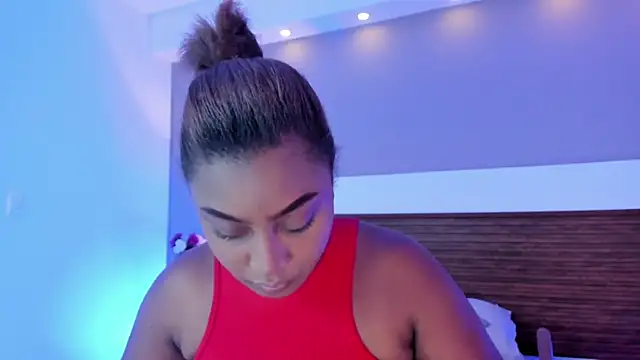 Adelehottman online show from April 14, 1:06 pm