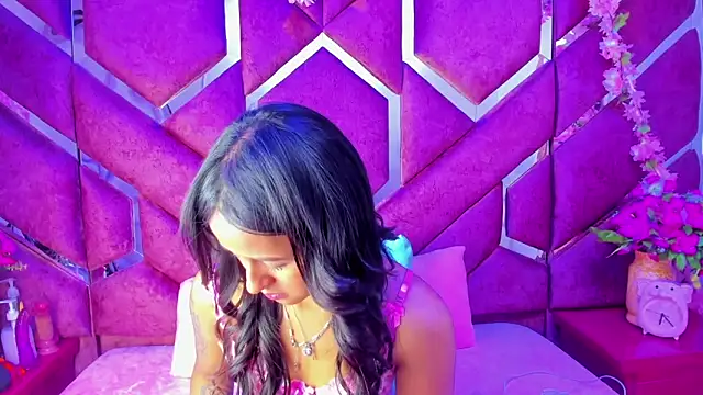 Snapshot of milly_print chatting on September 21, 3:41 am milly print online show from September 21, 3:41 am