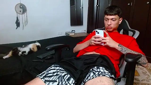 aaron blug online show from February 22, 9:59 pm