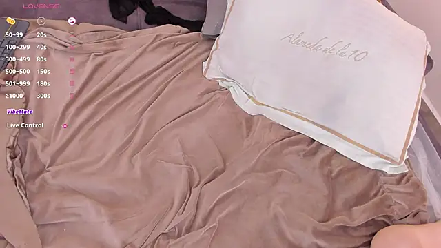  huge boobs ebony online show from March 18, 1:43 am