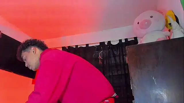 visaelX online show from December 24, 8:05 pm