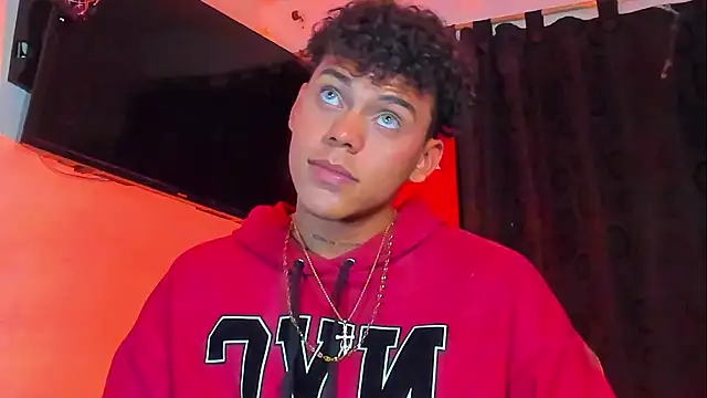 visaelX online show from December 24, 11:11 pm