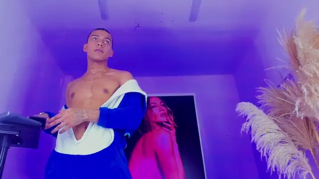 visaelX online show from January 24, 1:03 pm