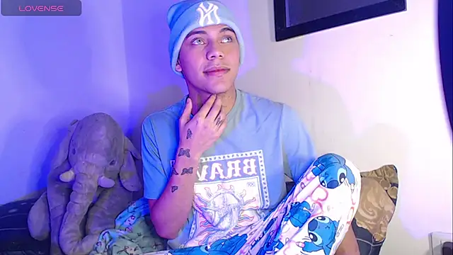 visaelX online show from March 8, 1:39 am