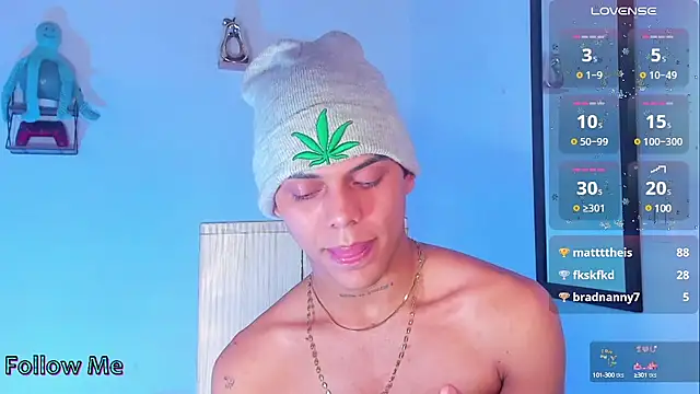 visaelX online show from March 9, 5:28 pm