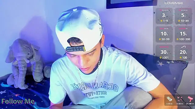 visaelX online show from March 10, 1:43 pm