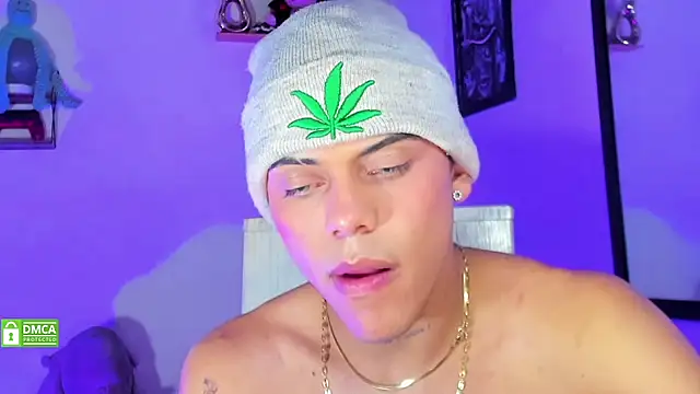 visaelX online show from March 22, 4:37 pm