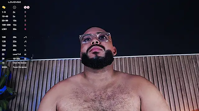 DilanJonnes  online show from February 14, 10:58 pm