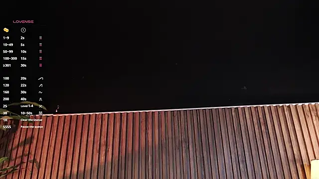 DilanJonnes  online show from October 15, 9:59 pm