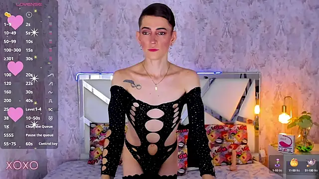 dominic thailor online show from October 4, 1:31 pm