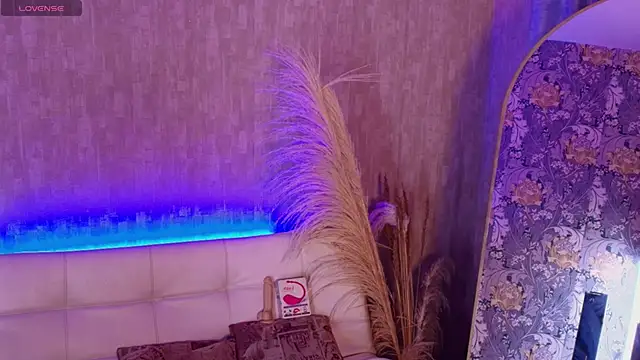 dominic thailor online show from February 24, 3:10 pm