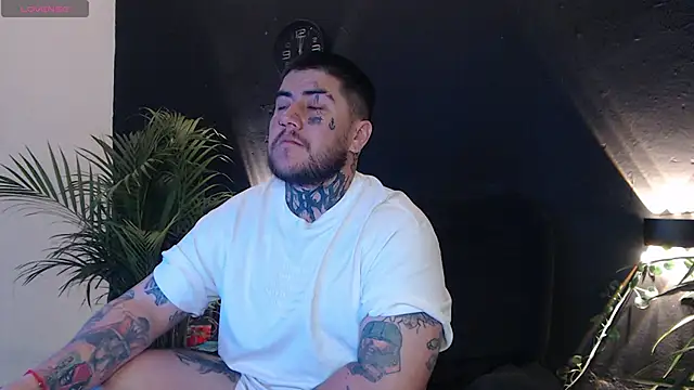 Ash gusbig online show from February 14, 3:33 am