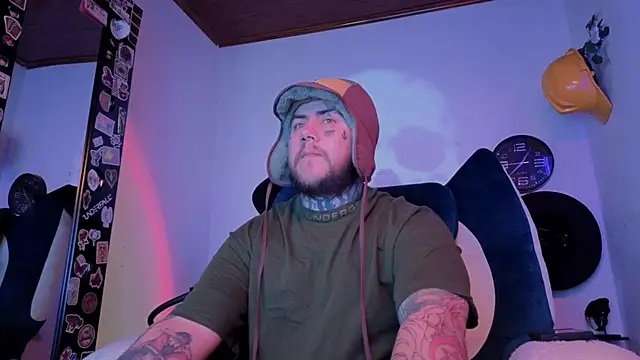 Ash gusbig online show from September 9, 4:45 am