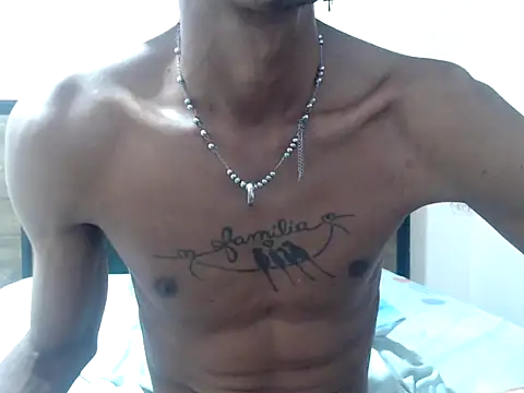 Snapshot of AlbertBigCock chatting on October 23, 7:18 am AlbertBigCock online show from October 23, 7:18 am