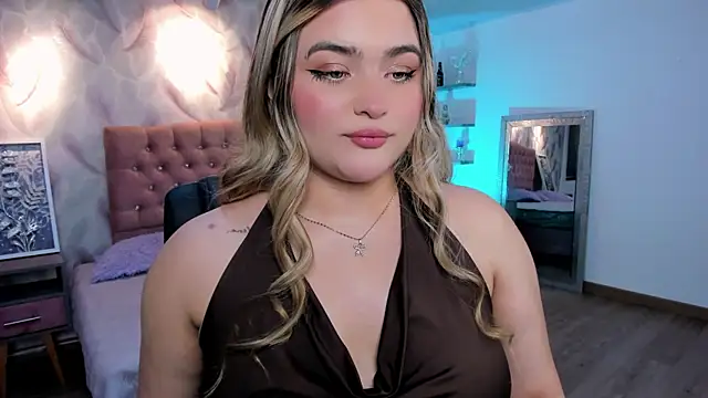 cattaleya    online show from April 24, 3:42 am