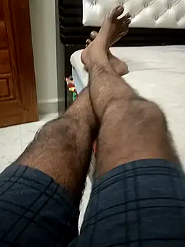 Snapshot of You_are__mine_ chatting on December 21, 2:04 pm You are mine online show from December 21, 2:04 pm