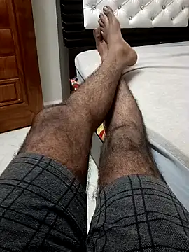 Snapshot of You_are__mine_ chatting on December 28, 2:10 pm You are mine online show from December 28, 2:10 pm