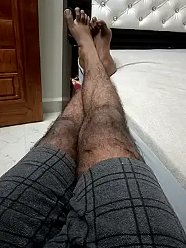 Snapshot of You_are__mine_ chatting on December 29, 1:17 pm You are mine online show from December 29, 1:17 pm