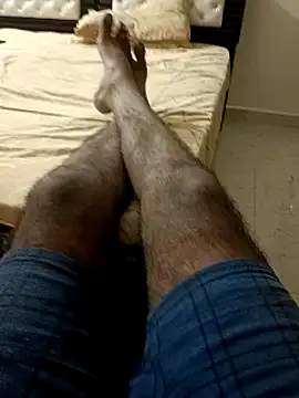 Snapshot of You_are__mine_ chatting on January 20, 5:06 pm You are mine online show from January 20, 5:06 pm