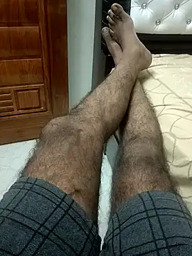 Snapshot of You_are__mine_ chatting on February 12, 7:13 am You are mine online show from February 12, 7:13 am