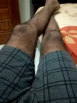 Snapshot of You_are__mine_ chatting on February 23, 9:11 am You are mine online show from February 23, 9:11 am