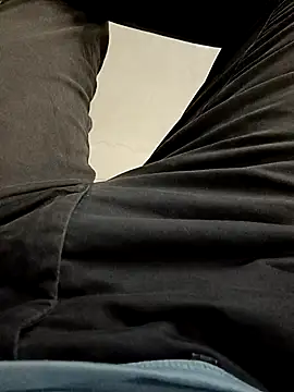 Snapshot of You_are__mine_ chatting on October 16, 12:06 pm You are mine online show from October 16, 12:06 pm