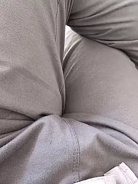 Snapshot of You_are__mine_ chatting on October 25, 7:49 am You are mine online show from October 25, 7:49 am