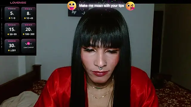 carolinemiller7 online show from December 17, 8:12 am