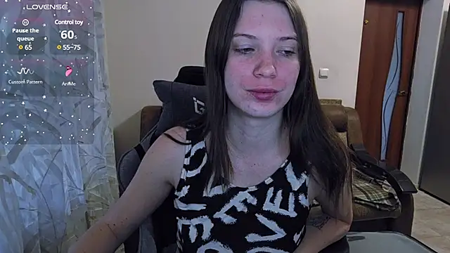 Snapshot of _BondiXUrban_ chatting on March 11, 4:54 am BondiXUrban online show from March 11, 4:54 am